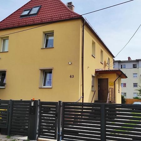 Apartament Przy Wroclawskim Stadionie Экстерьер фото